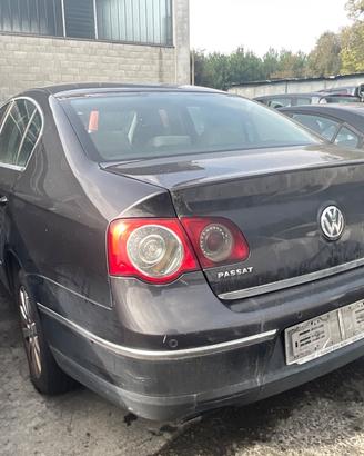 PORTIERA SINISTRA VOLKSWAGEN PASSAT BERLINA