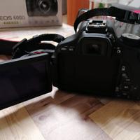 Canon Eos 600D (custodia inclusa)