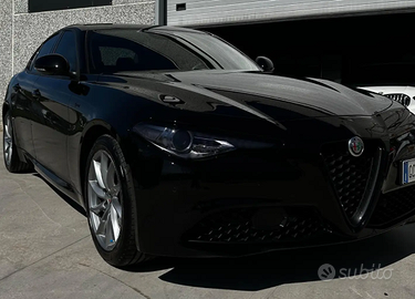 Alfa Romeo Giulia Giulia 2.2 Sprint 160cv