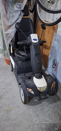 Scooter elettrico per anziani non funzionante
