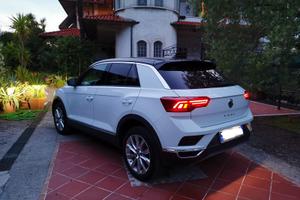 VOLKSWAGEN T-Roc 1.6 TDI ADVANCED