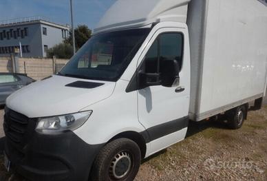 MERCEDES SPRINTER 311CDI FURG con SPONDA