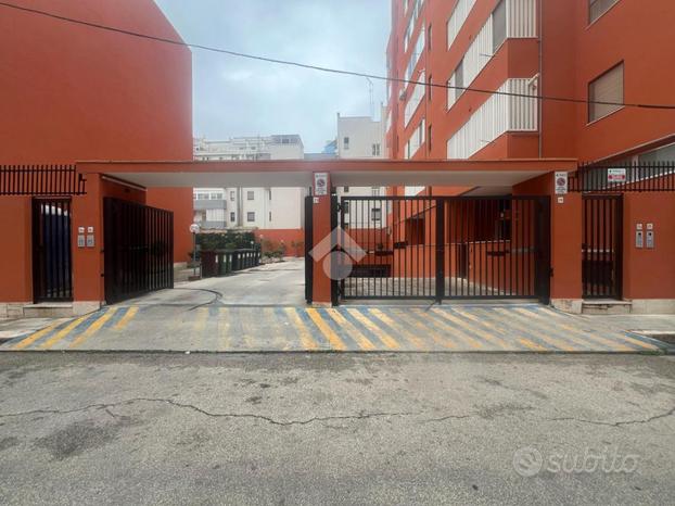 BOX A BRINDISI