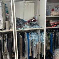 Cabina Armadio Angolare Walk-In spaziosa