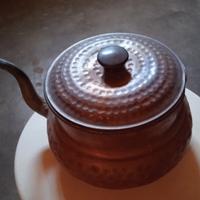 Teiera in rame martellato