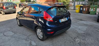 FORD Fiesta 6ª serie - 2011