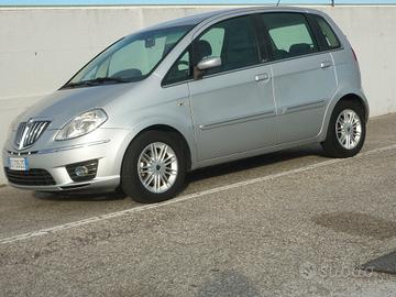 Lancia MUSA 1.4 16V ORO Frizione Cinghia+P.A. Nuov