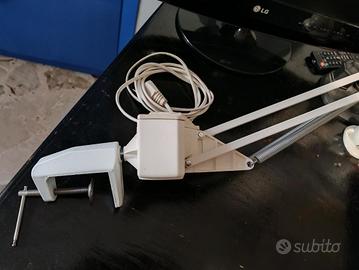 lampada da tavolo con neon