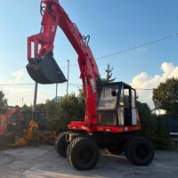 E142 - ESCAVATORE O&K MH4