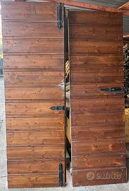 Porta di ferro ricoperta di legno