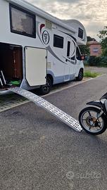 Rampa di carico moto su camper, furgoni ecc.