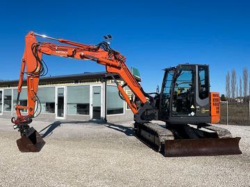MINIESCAVATORE HITACHI ZX 85 USBLC-3