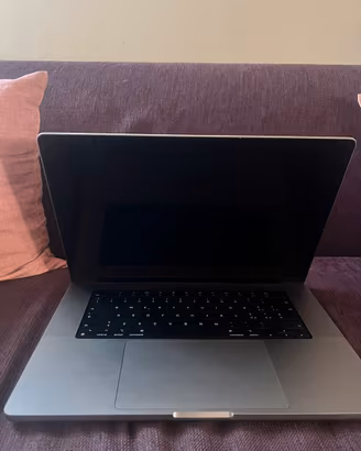 MACBOOK PRO 16’’ - M1 PRO - SILVER