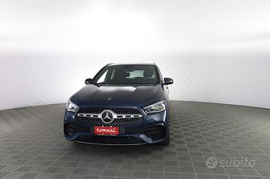 MERCEDES-BENZ CLA sse GLA GLA 180 Automatic Prem