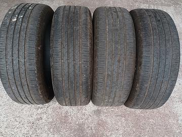 Pneumatici 225/60 R18 104V
