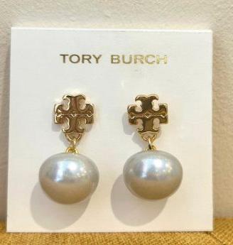 Tory Burch Gold Logo Orecchini di perle di goccia