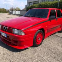 Alfa Romeo 75 1.8i turbo evoluzione fuori serie