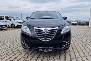 Lancia Ypsilon 0.9 Twinair 85 CV 5 porte Meta...