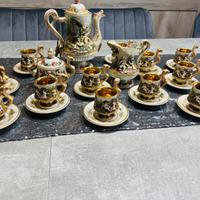 Servizio da caffè in Capodimonte e oro zecchino