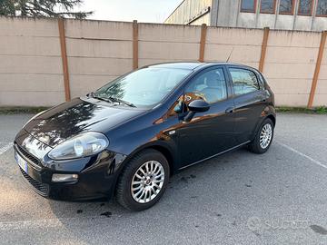 Fiat Punto III serie 5 porte Benzina Neopatentati