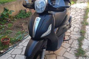 Piaggio Beverly 300