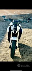Suzuki gsx 8s