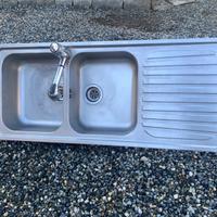 Lavello doppio + sgocciolatoio e rubinetto cucina