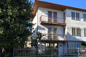 Villa bifamiliare Este [E53VRG]