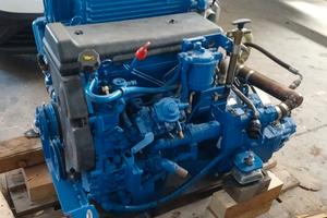 entrobordo Iveco 140 hp 4 cilindri MAI USATO 