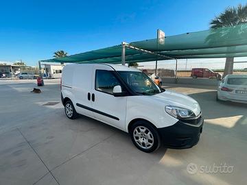 Fiat Doblò 3 POSTI 1.6 120 cv