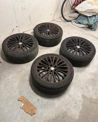 Cerchi petalo 18 Alfa Giulietta + Gomme 225/40 R18
