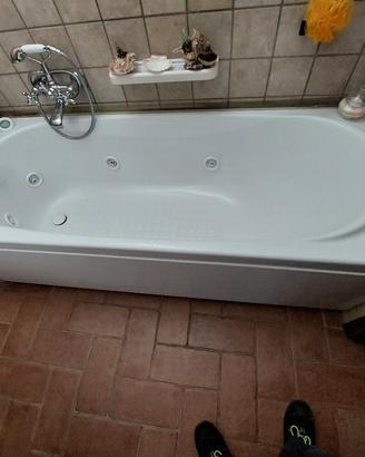 Vasca idromassaggio Teuco 