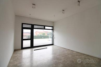 NEGOZIO A BASSANO DEL GRAPPA