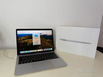 MacBook Air Garanzia 12 Mesi Apple Fattura Apple