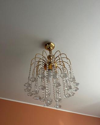 Lampadario in cristallo e 2 abat jour dorate