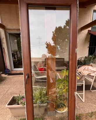Seramento porta da balcone