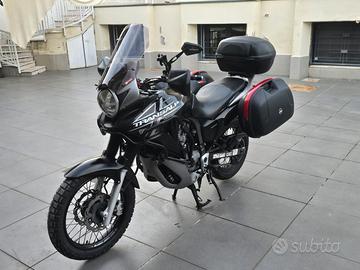 Honda Transalp XL700V