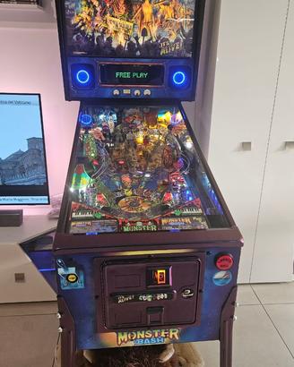 Flipper MONSTER BASH Pinball