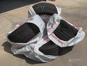 Gomme invernali NOKIAN 265/45 R20 295/40 R20
