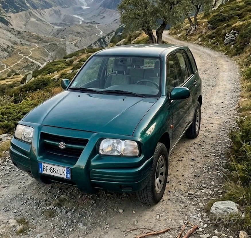 SUZUKI Grand Vitara