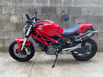 Ducati Monster 696 - 2009
