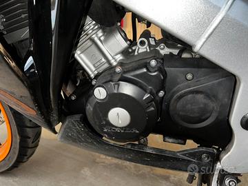 HONDA CBR 125R (2015) incidentata