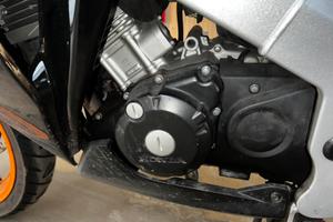 HONDA CBR 125R (2015) incidentata