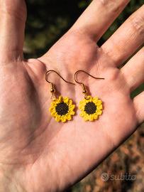 Orecchini girasole microuncinetto