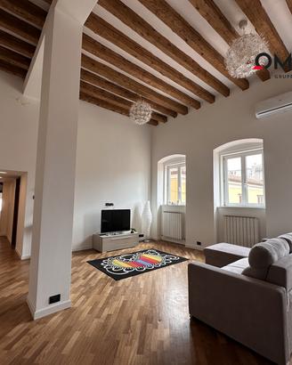 CENTRO STORICO - Ultimo piano con terrazza di 120