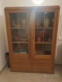 vetrina dispensa antica 