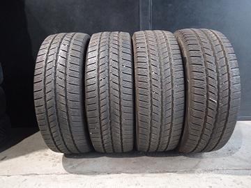 Gomme invernali usate 215 65 16 C (carico)