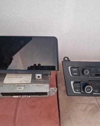BMW  118d f20 schermo con computer bordo
