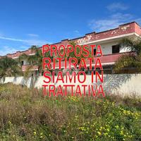 MONOLOCALE A SAN PIETRO VERNOTICO