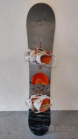 Tavola donna Burton Lyric 142 con attacchi